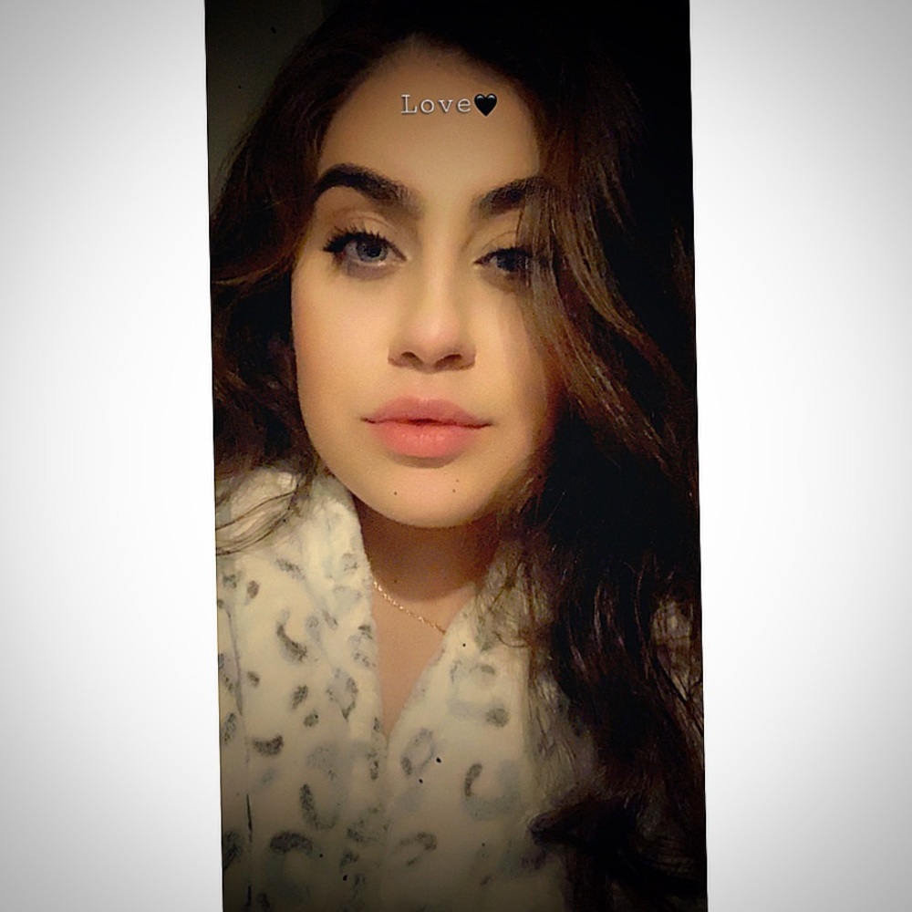 Meet your Posher, Liviebby